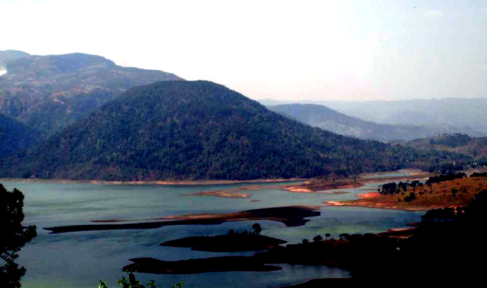 UMIAM LAKE