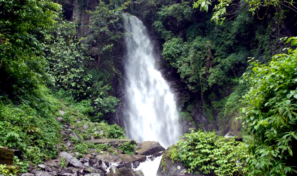 Sadu Chiru Waterfall