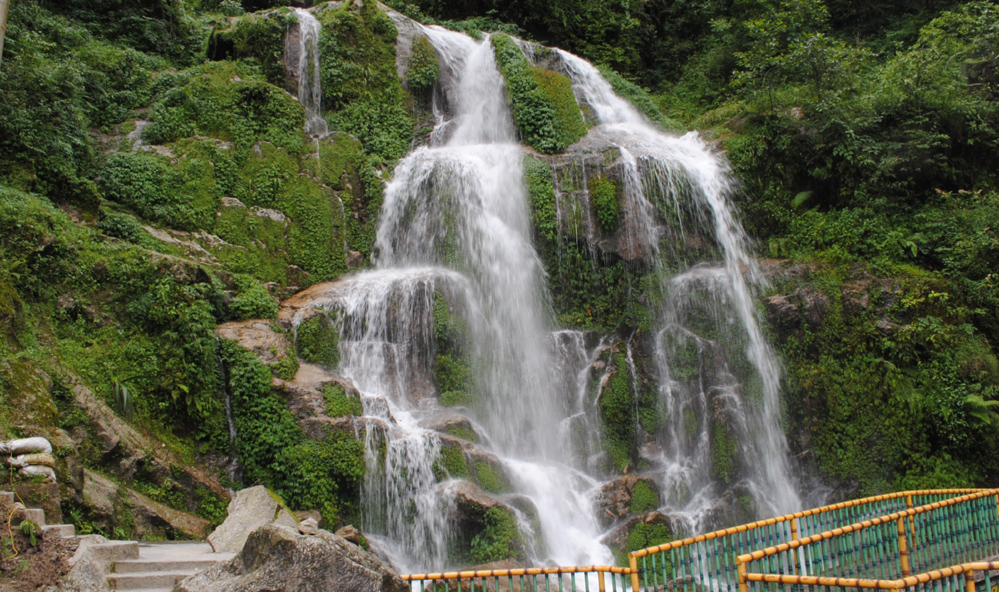 Bhanjhakri Falls