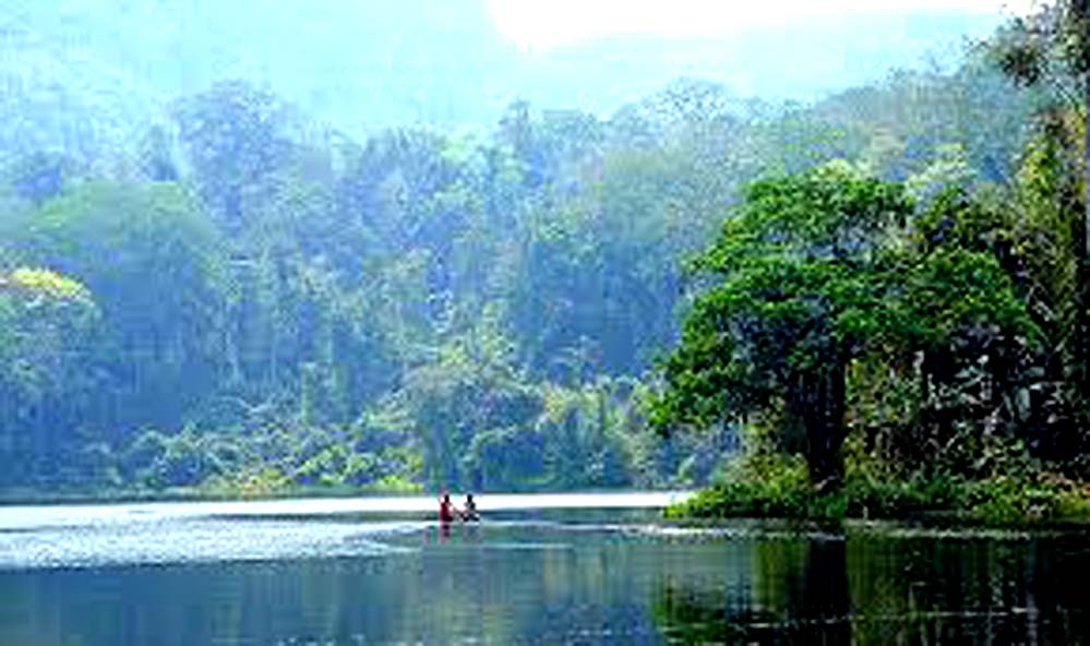 Waithou Lake